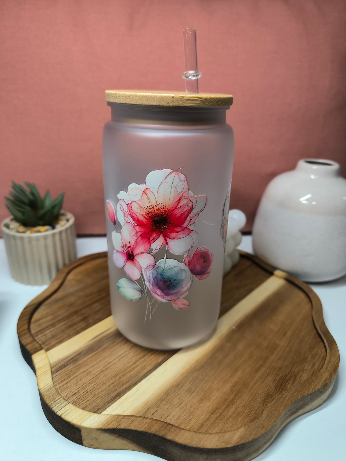 Verre paille givré fleurs roses