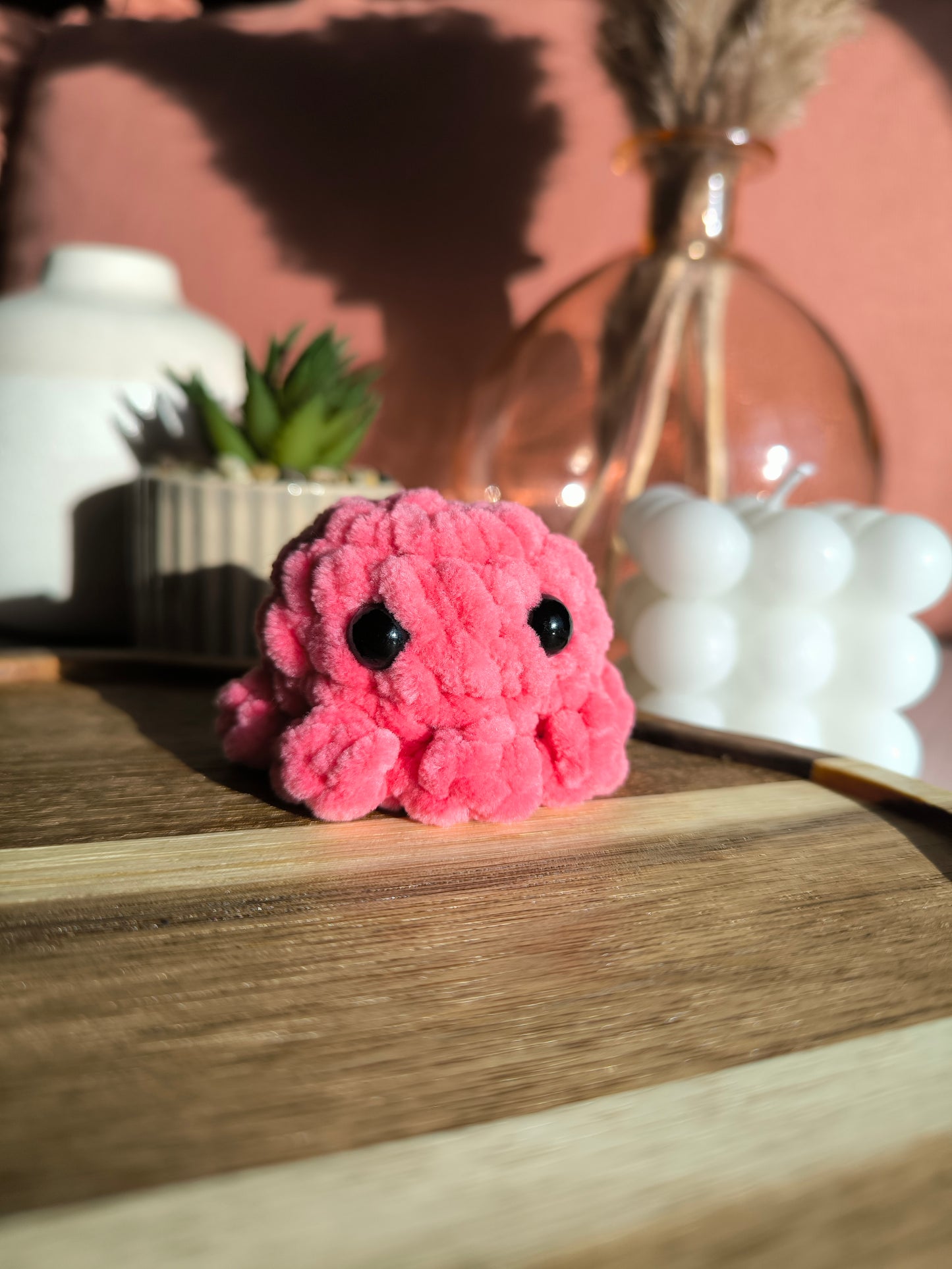 Petite pieuvre pilou pilou - Création au crochet